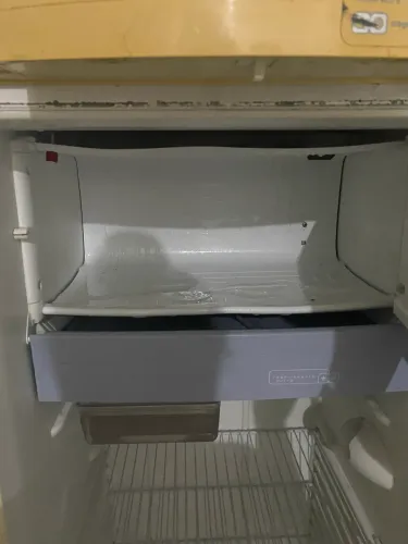 Geladeira em perfeito estado