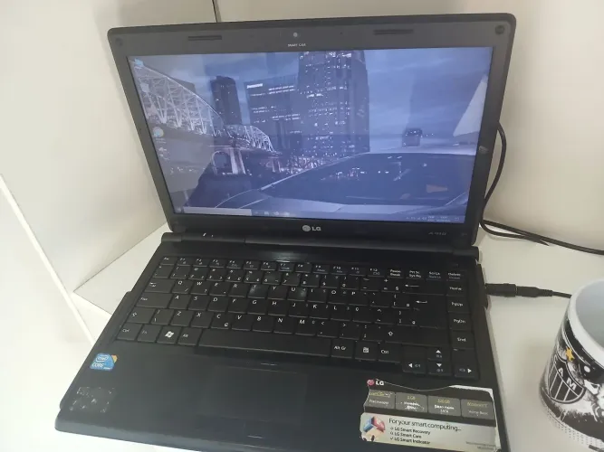 Notebook LG A410 I3 4GB RAM 320GB HD HDMI