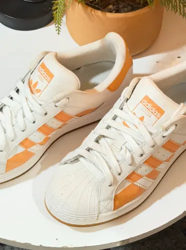 TENIS
