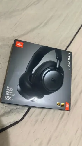 Fone JBL SEM FIO LIVE 780 na caixa lacrada 