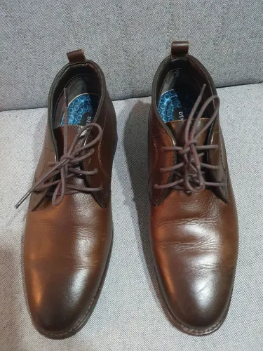 Sapato marrom democrata 39