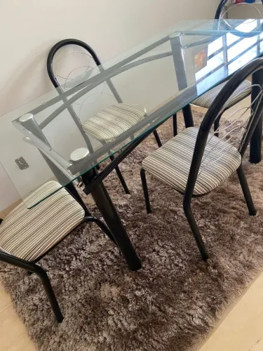 MESA JANTAR SEMI-NOVA - FAÇO ENTREGA.
