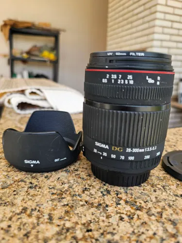 Lente Sigma DG 28 300mm F 3.5-6.3 para Canon Apsc e Full Frame 
