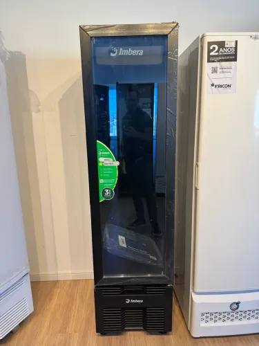 VISACOOLER RESFRIADOS SLIM 230 LITROS FULL BLACK