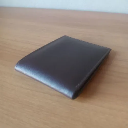 carteira masculina marrom escuro