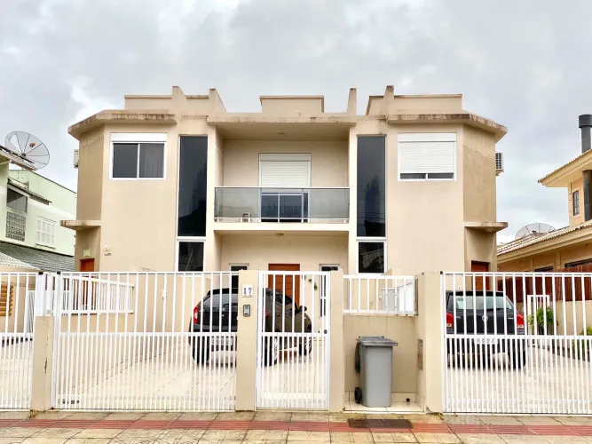 Sobrado 3 dormitórios c/ suíte  Barra da Lagoa, Floripa