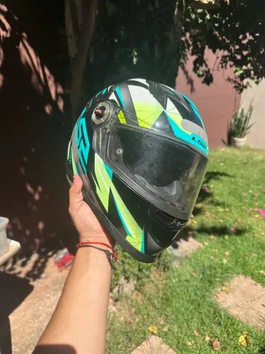 Capacete ls2 draze