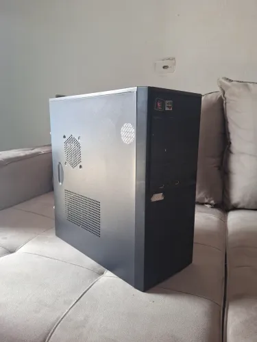 Gabinete Genérico para PC (Vazio) - Básico e Barato