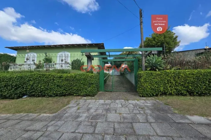 Casa comercial com 4 vagas para aluguel no Água Verde