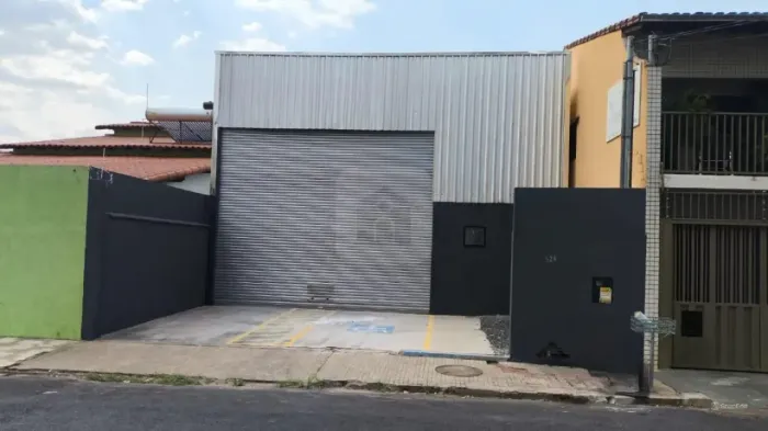 Galpão comercial para locação no bairro Martins