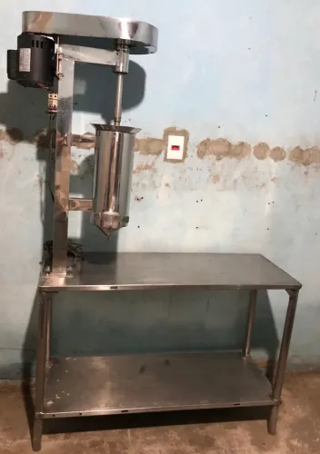 Máquina de Bater Açaí - Despolpadeira