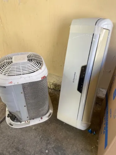 Ar-condicionado Eletrolux 9 mil btus