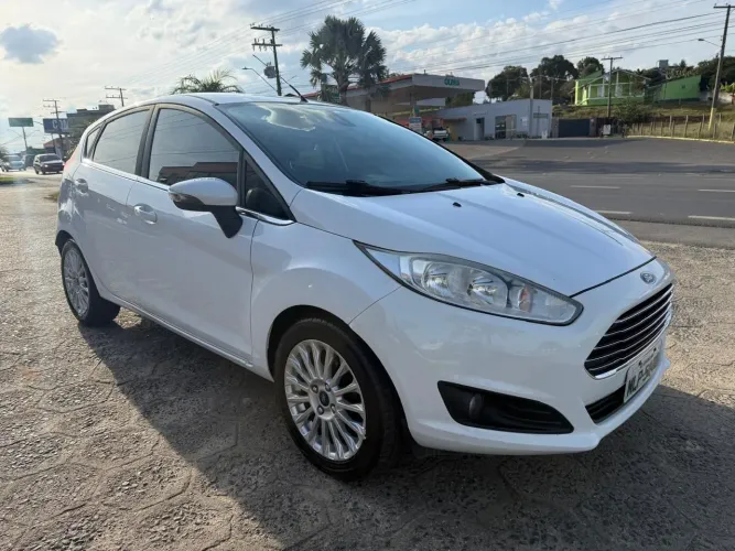 Ford Fiesta Tit./tit.plus 1.6 16V Flex Aut. 2014