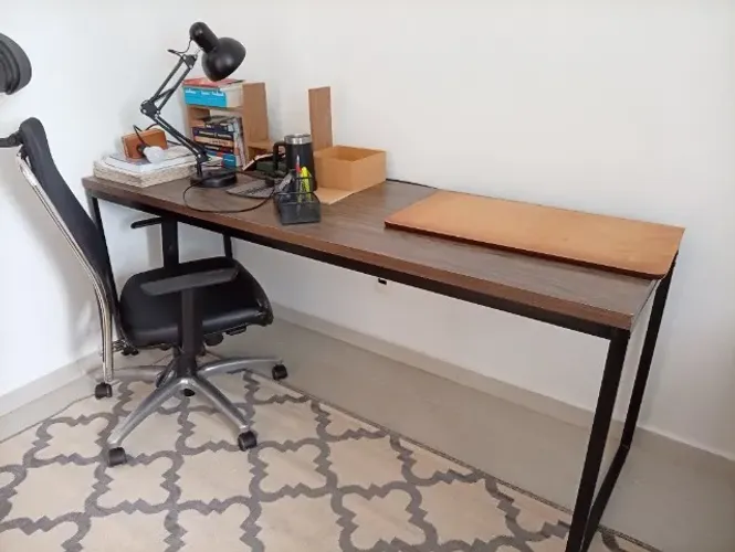 Mesa NOVA por R$ 200 (acompanha ventilador de graça)