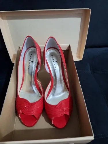Scarpin da Laura Prado