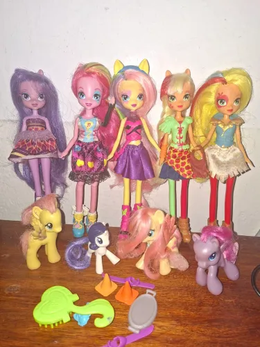 Vendo lote de bonecas my little pony
