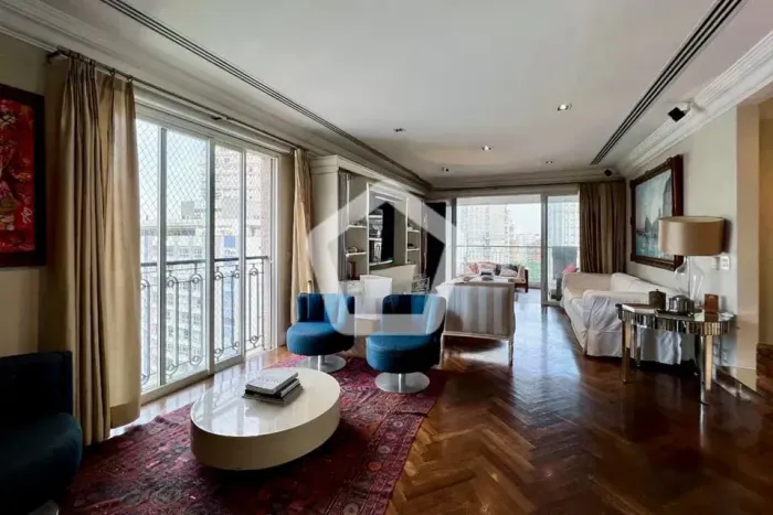 Apartamento em Itaim Bibi