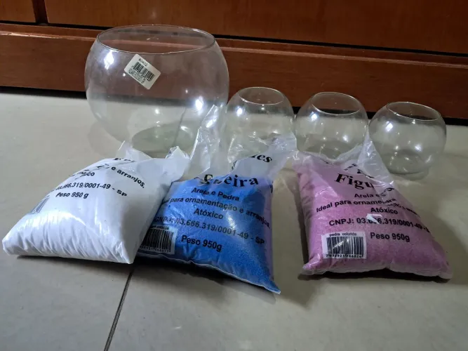 Aquários e areia para ornamentação