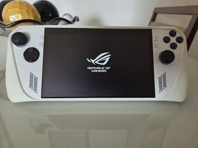 Rog Ally Z1 extreme