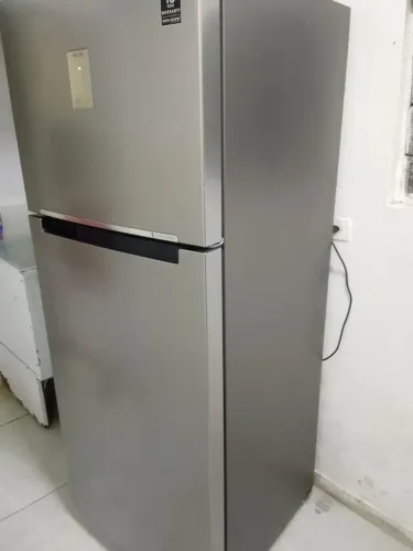 Geladeira Samsung Frost Free inox inverter semi nova