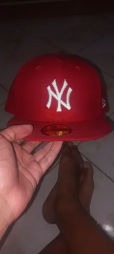 Bonés new era