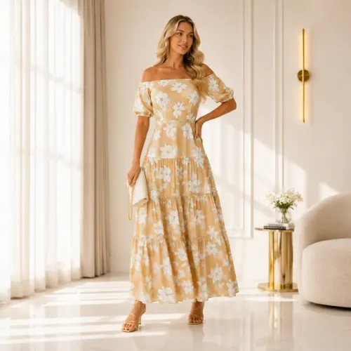 Vestido longo estampado de malha com recortes na cintura