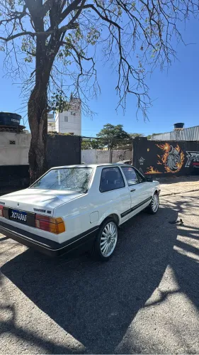 Volkswagen Voyage GL/ Special 1.6/ 1.8 (álcool) 1987