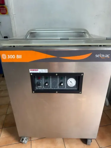 Seladora a vácuo - Selovac 300 BII