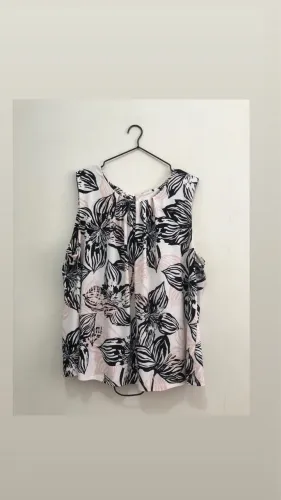 Blusa tamanho GG Calvin Klein