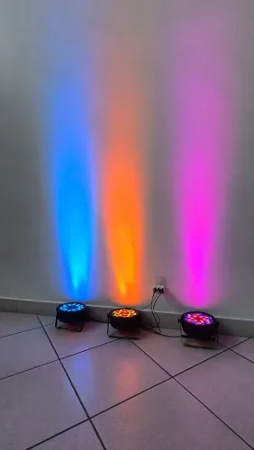Iluminação decorativa para festas e eventos