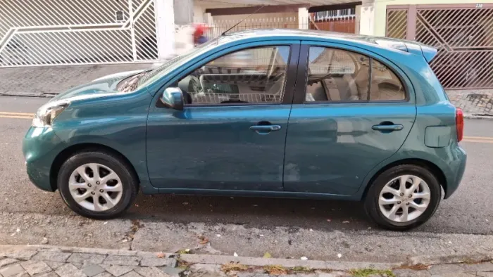 Nissan March SV 1.6 16V Flex Fuel 2015