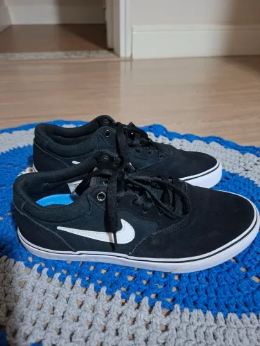 Tênis Nike CHRON SB número 37