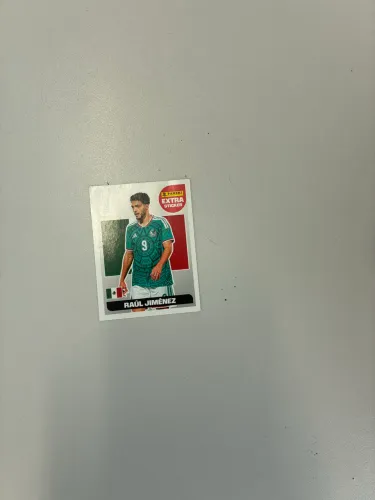 Figurinha legend Raul Jimenez prata