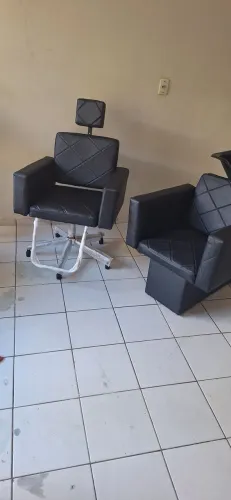 Cadeira de salão e lavatorio novo