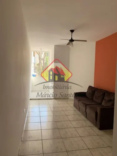 Apartamento Mobiliado com Suíte, prédio com Elevador - disponível para Locação no Centro d
