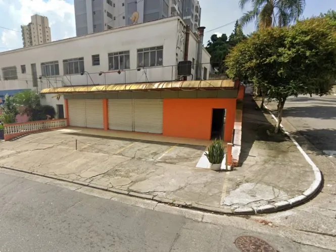 Loja na Rua Mateus Leme, 97 326 m²