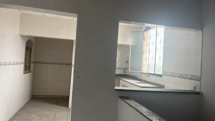 Sobrado para aluguel com 50 metros quadrados com 2 quartos em Bangu - Rio de Janeiro - RJ