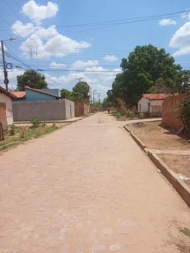 Vende se terreno