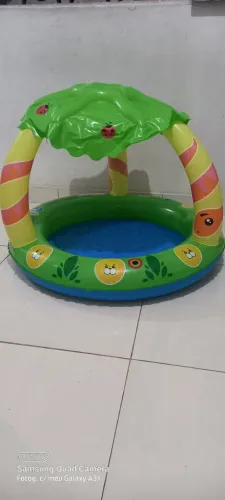 Vendo boia infantil semi nova valor 70