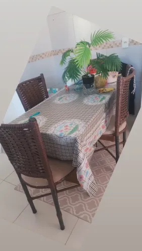 Mesa vendo as duas mesas em ótimo estado $400