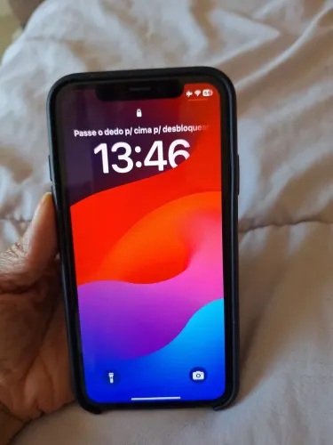 iPhone X bem conservado