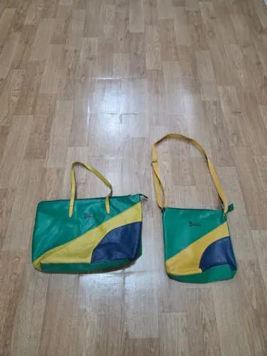Conjunto Bolsas Oficiais FIFA Copa 2014 - Seleção Brasil