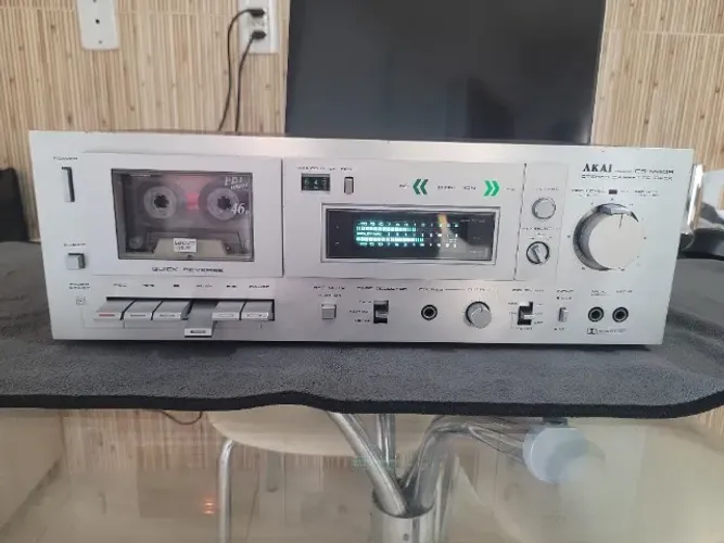 Tape Deck Akai CS-M40R (anos 80)