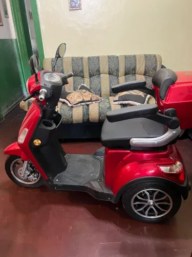 Triciclo Elétrico Sousa Motos 600W 48V 2024 - Pouquíssimo Uso