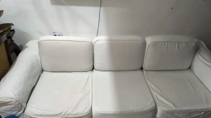 Sofá de 3 lugares 