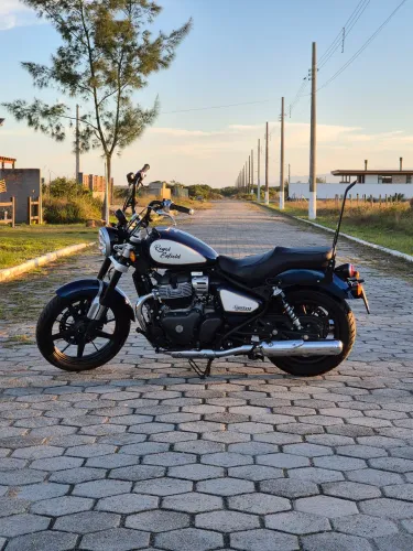 Super Meteor 650 - a mais completa 
