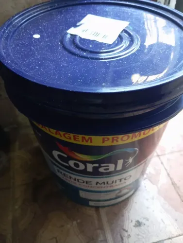 Tinta coral rende muito 