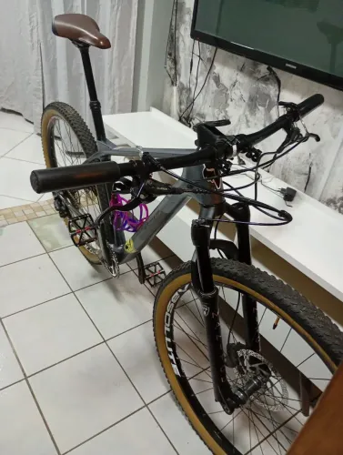 Bicicleta carbono