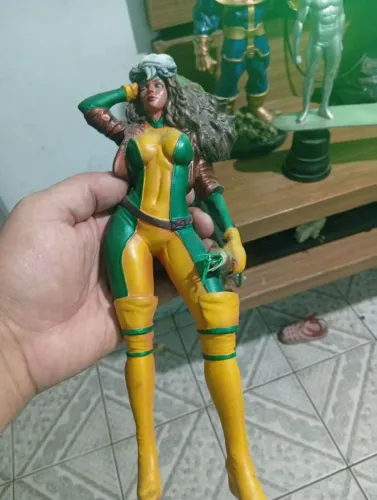 vampira X-Men 33cm