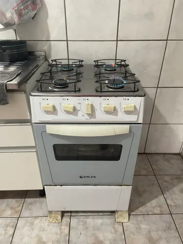 FOGÃO 4 BOCAS